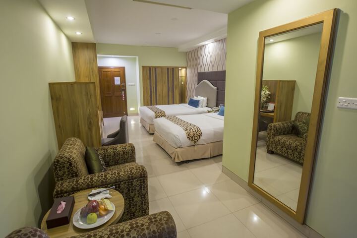 Room 5 of 61
