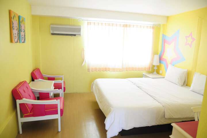 Room 3 of 31