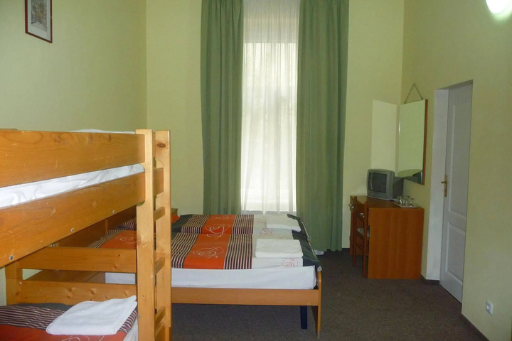 Room 2 of 16