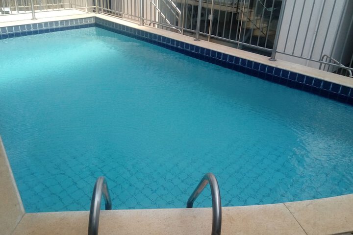 Pool Hotel