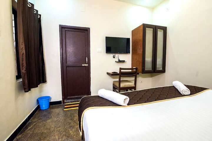 Room 8 of 25