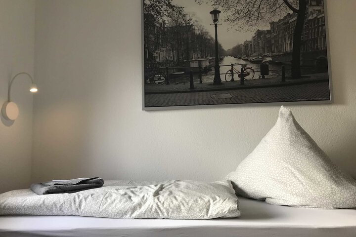 Room 7 of 20