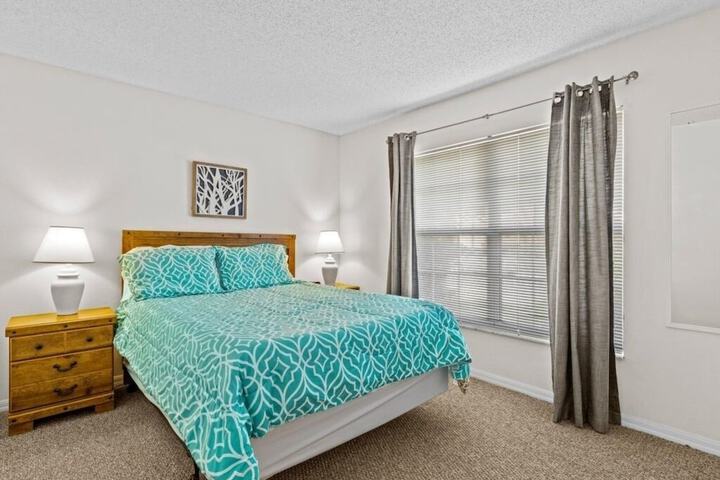 Room 2 of 48