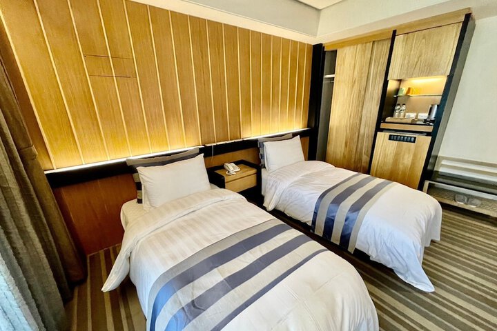 Room 20 of 30