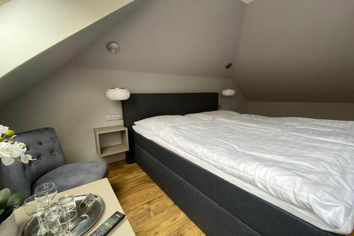 Room 13 of 46