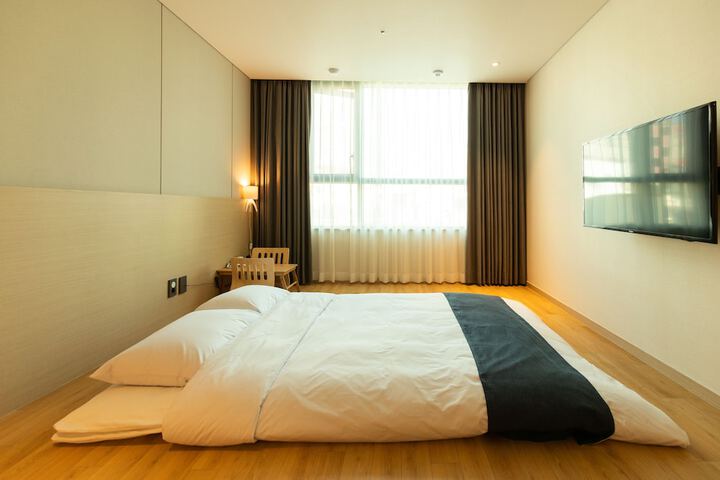 Room 21 of 61