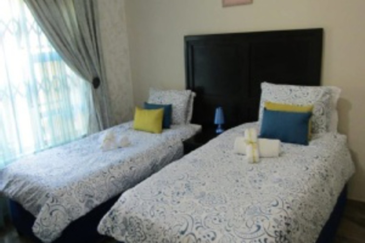 Room 45 of 192