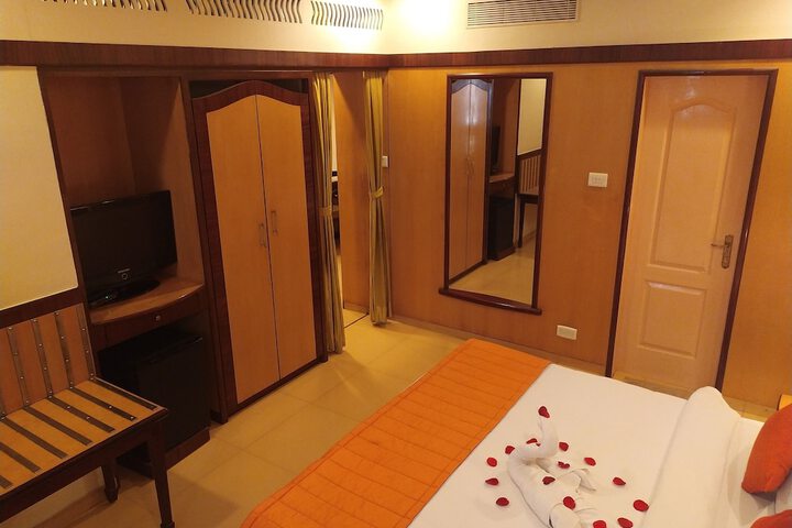 Room 39 of 96