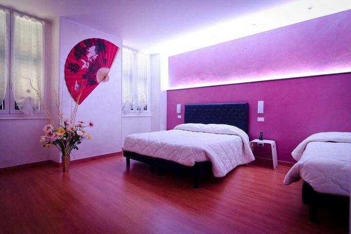 Room 6 of 39