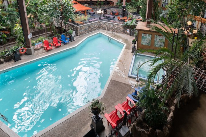 Pool 55 of 152