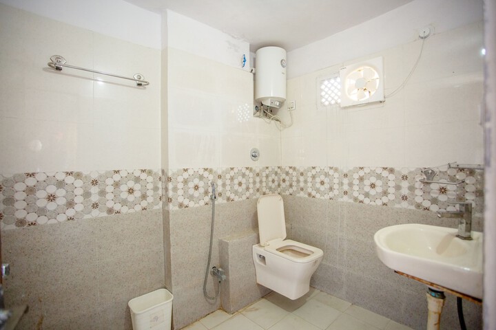 Room 15 of 30