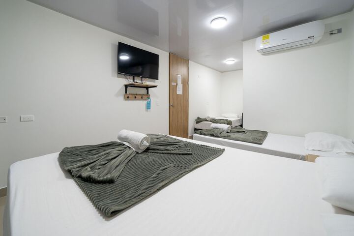 Room 71 of 122