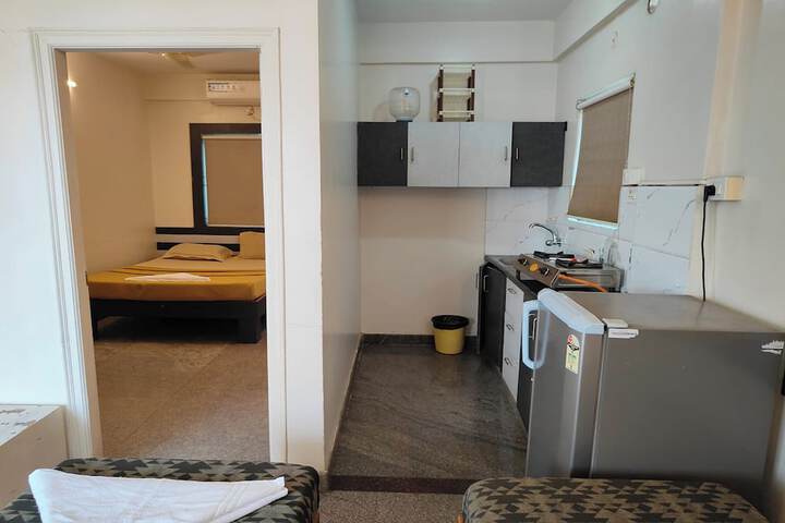 Room 16 of 66