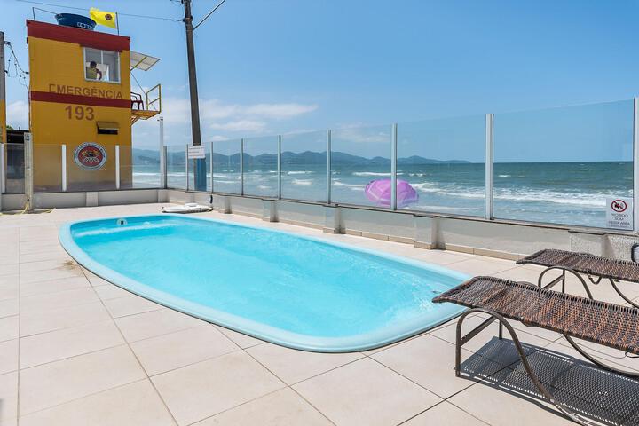 Pool 4 of 22