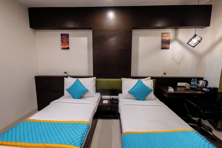 Room 13 of 54