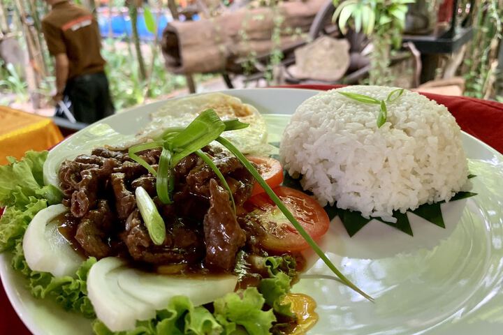 Dining 57 of 85