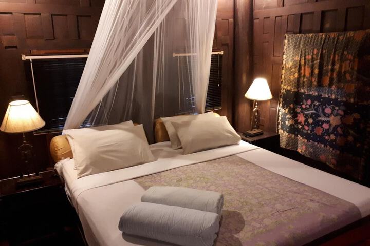 Room 12 of 64