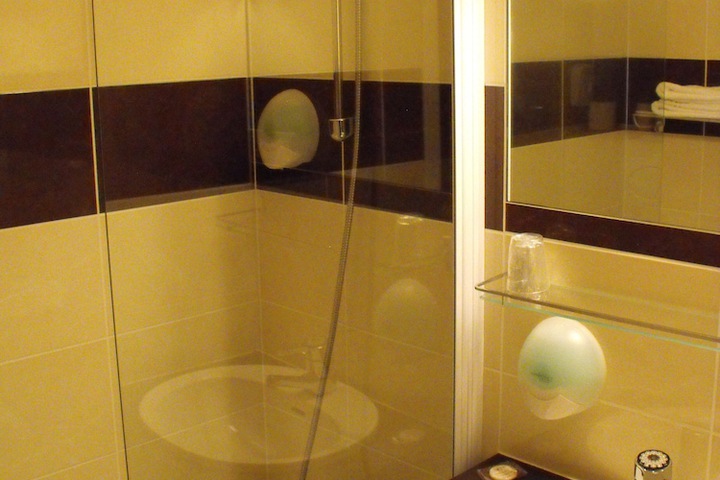 Room 22 of 29