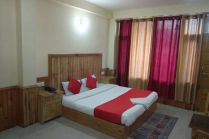 Room 10 of 17