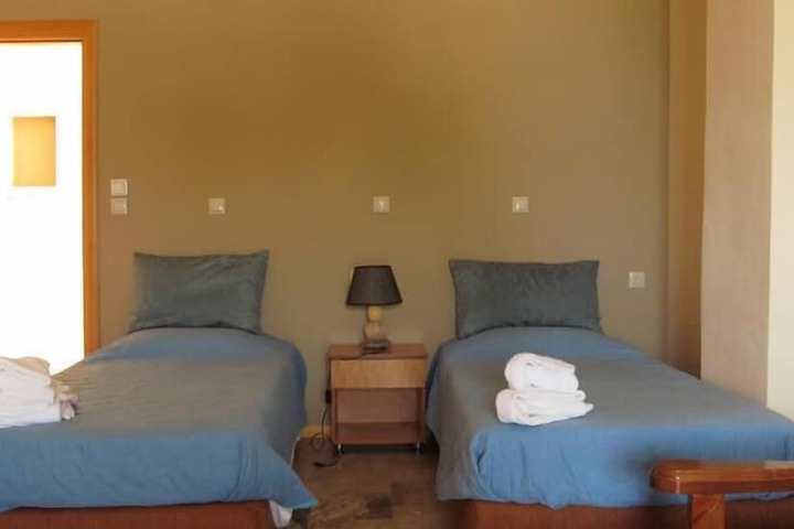 Room 13 of 39