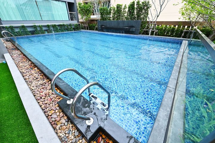 Pool 117 of 165