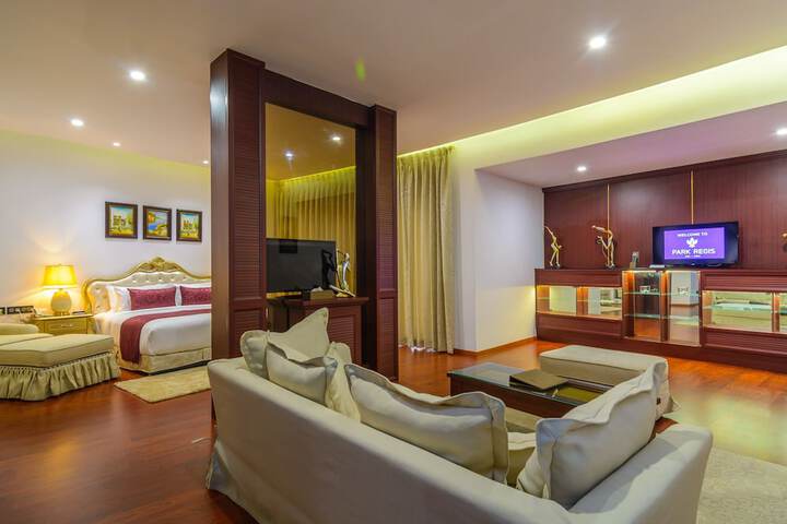 Room 17 of 81