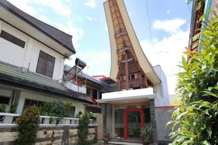Toraja Banua Hotel