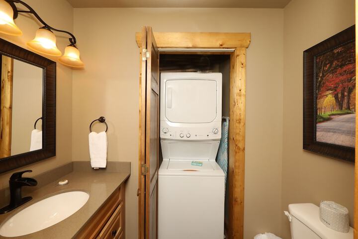 Laundry 14 of 63