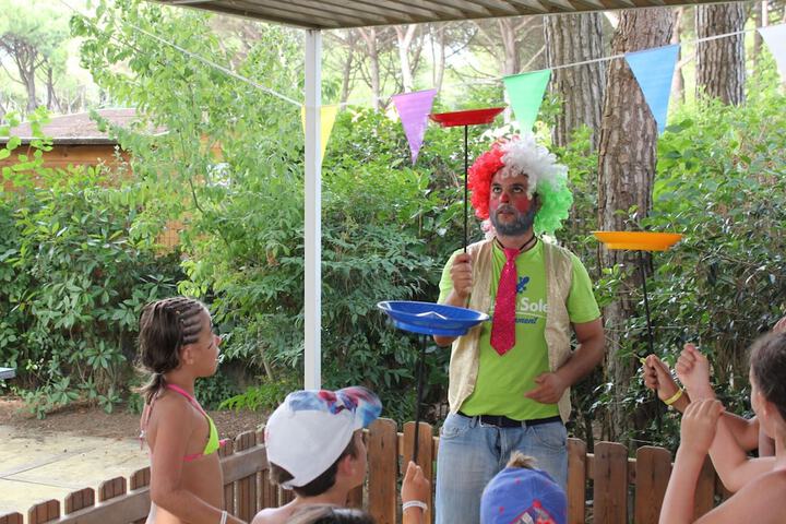 Childrens Activities 188 of 227