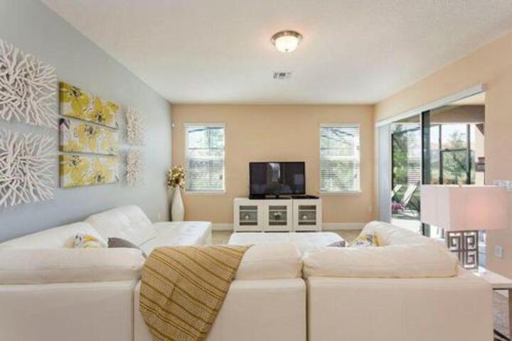 Oakview Villa in Davenport, FL