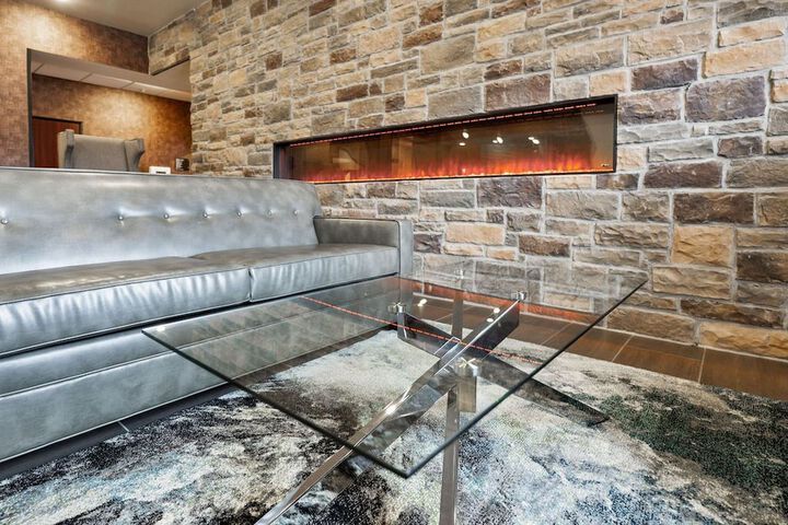 Hotel Interior 6 of 112