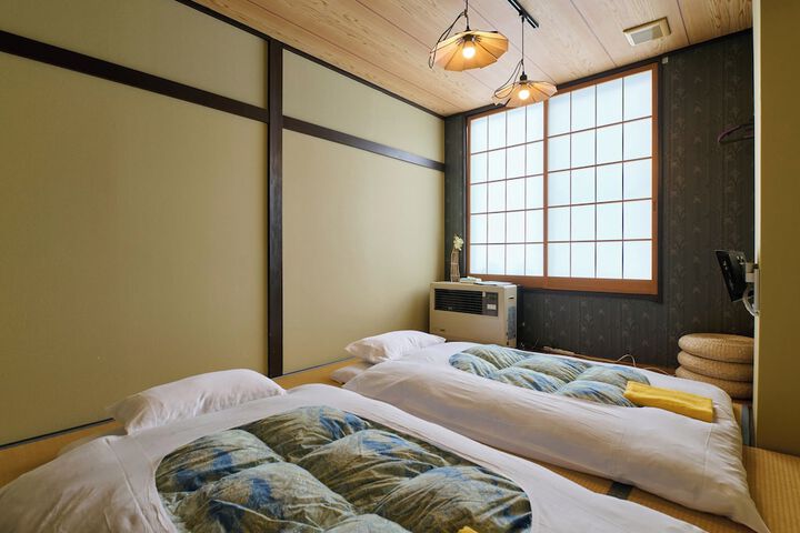 Room 25 of 93