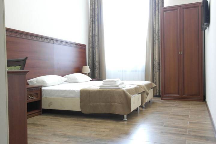 Room 13 of 60