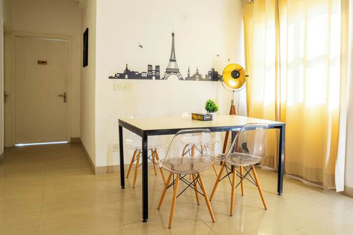 Room 15 of 36