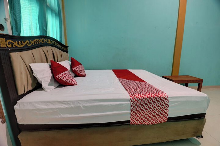 Room 7 of 27