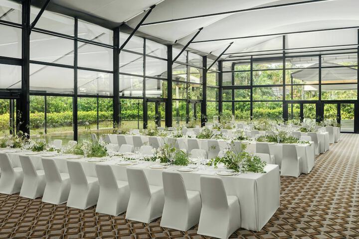 Ballroom/Hall 134 of 146