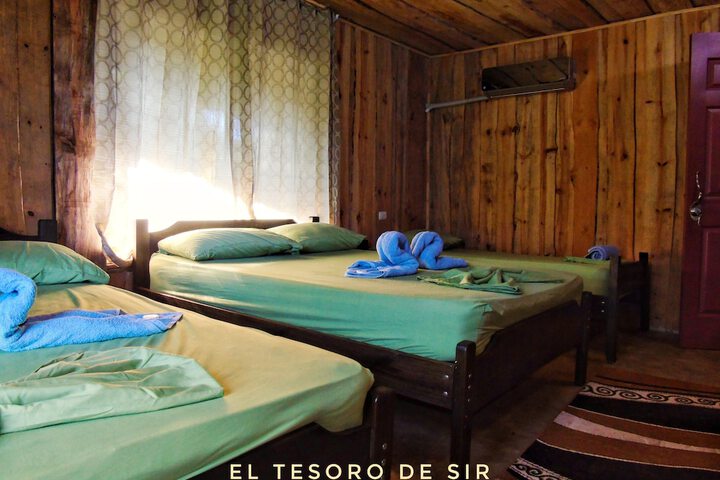 Room 12 of 34