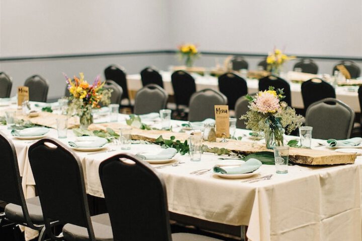 Banquet hall