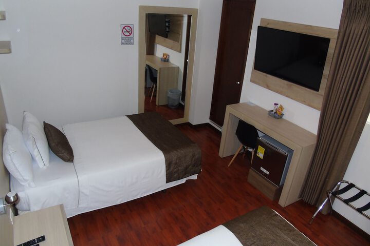 Room 16 of 88