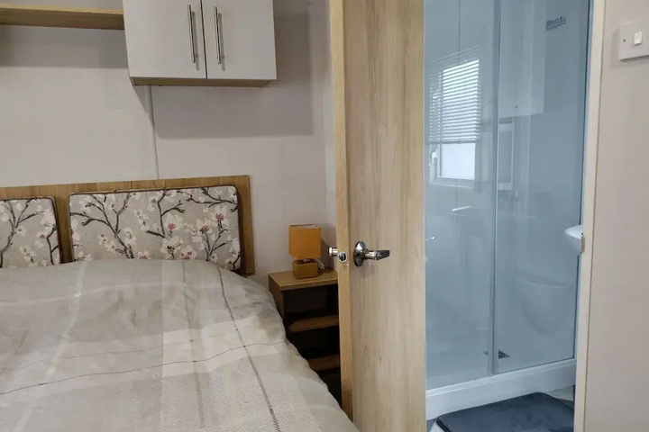 Room 3 of 13