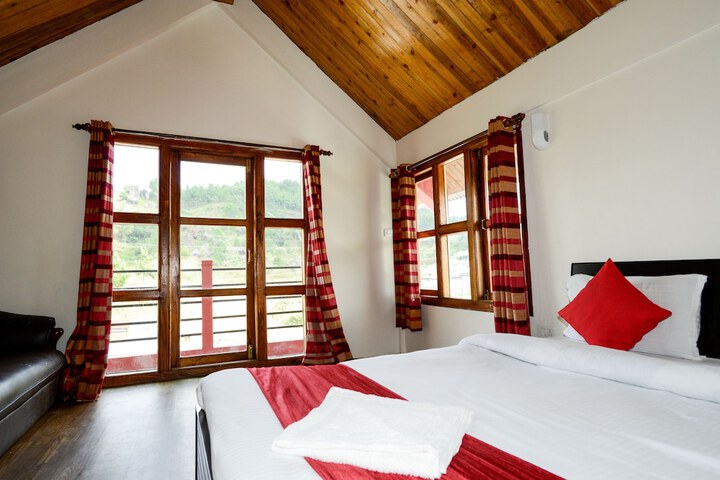 Room 4 of 33
