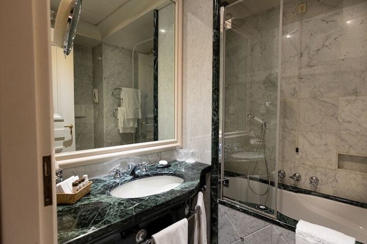 Bath Photo