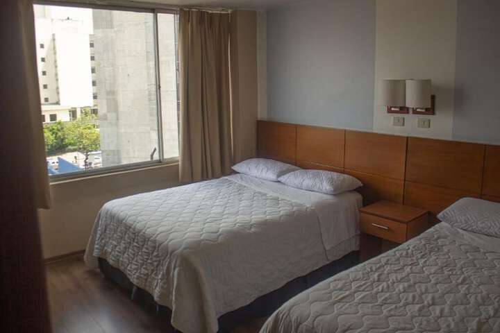 Room 35 of 102