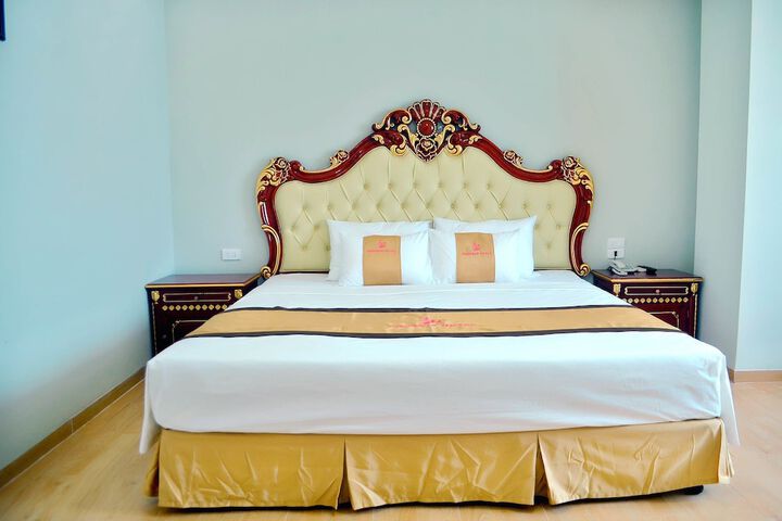 Room 20 of 37