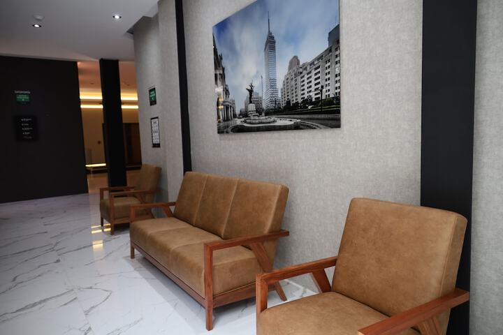 Business Center 141 of 176