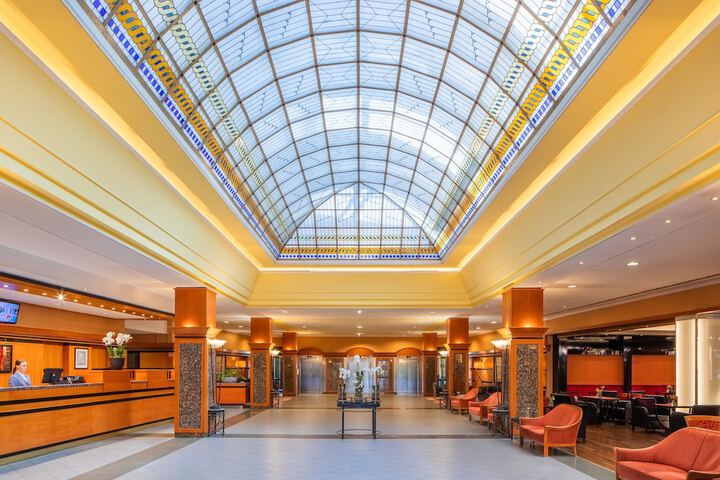Guest Lobby