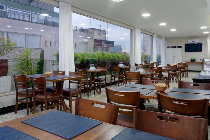 Dining 50 of 65