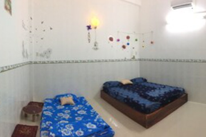 Room 13 of 44