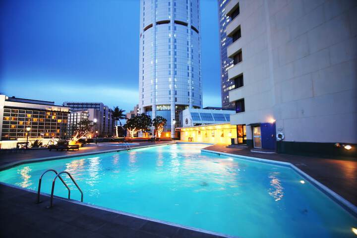 Pool 35 of 48