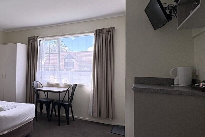 Room 14 of 49